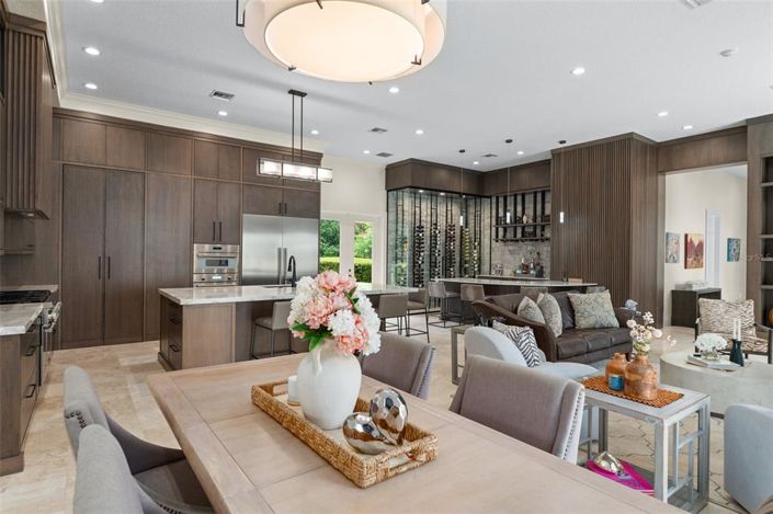 Image No.3-4 Bed Property for sale