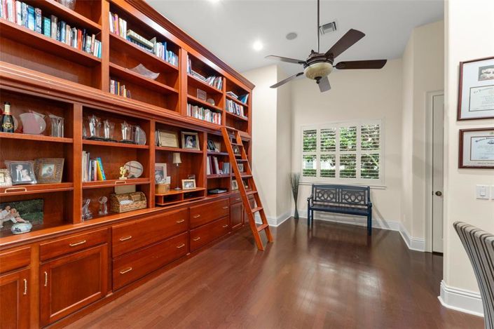 Image No.36-4 Bed Property for sale