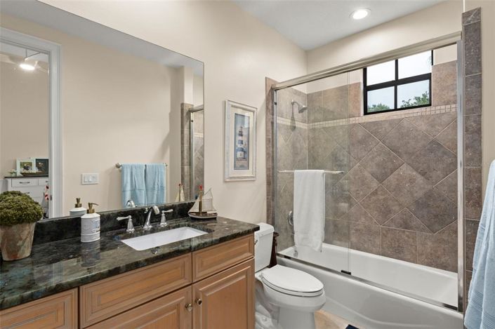 Image No.42-4 Bed Property for sale