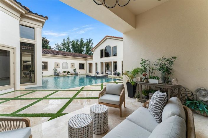 Image No.45-4 Bed Property for sale