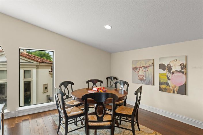 Image No.57-4 Bed Property for sale