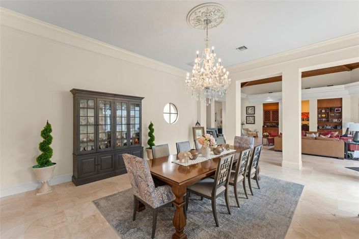 Image No.69-4 Bed Property for sale