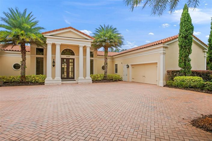 Image No.72-4 Bed Property for sale