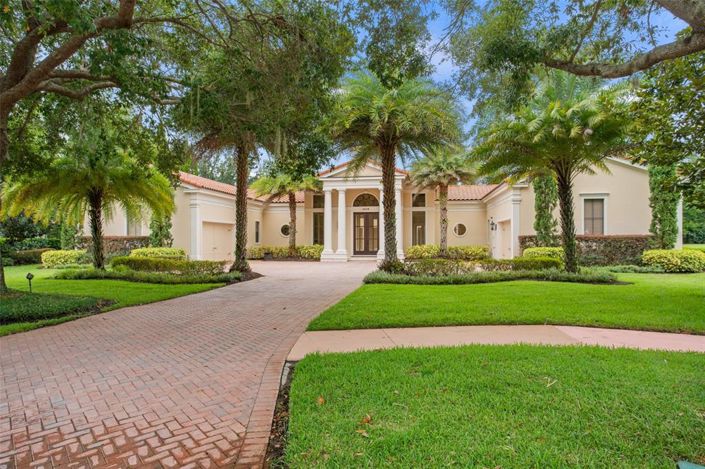 Image No.77-4 Bed Property for sale