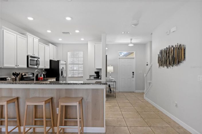 Image No.7-5 Bed Property for sale