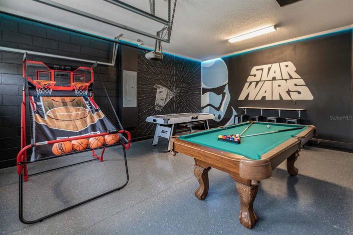 Image No.2-6 Bed Property for sale