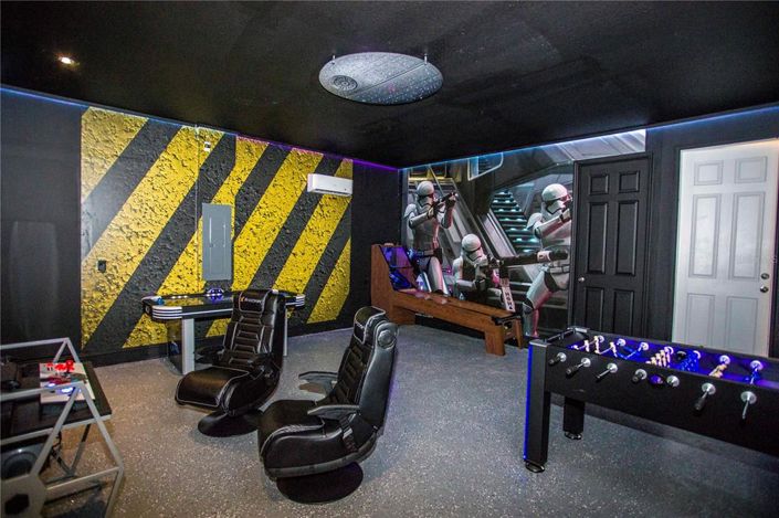 Image No.11-9 Bed Property for sale