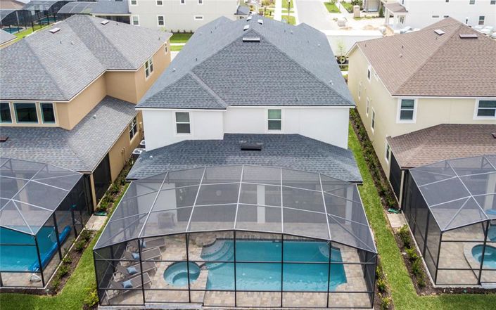 Image No.2-9 Bed Property for sale