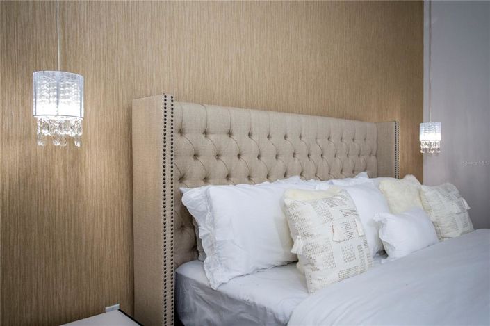 Image No.7-9 Bed Property for sale