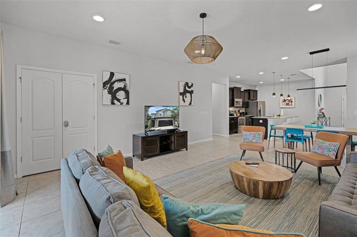 Image No.8-Propriété de 6 chambres à vendre à Kissimmee