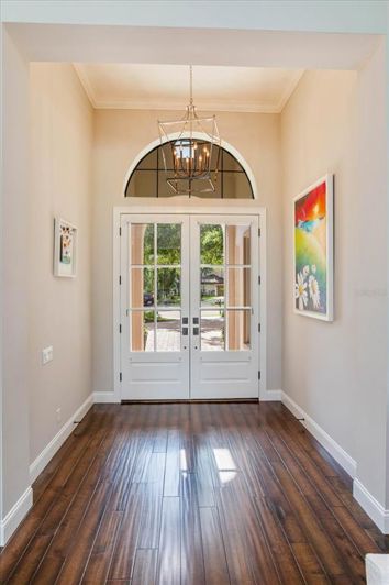 Image No.3-5 Bed Property for sale