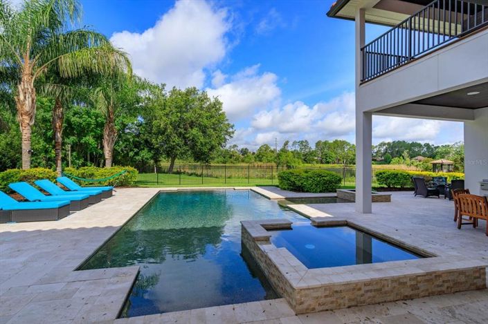 Image No.51-5 Bed Property for sale