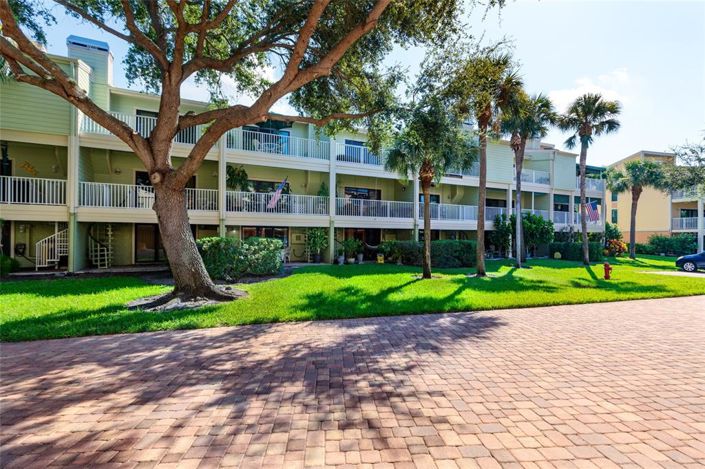 Image No.58-2 Bed Property for sale