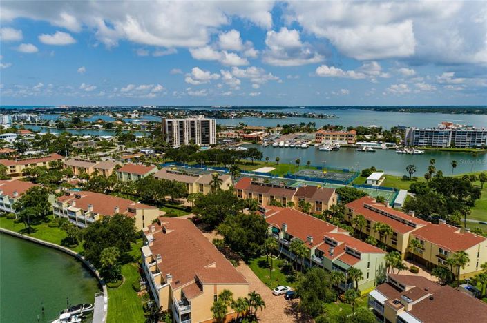 Image No.69-2 Bed Property for sale