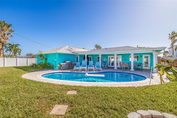 Image No.3-3 Bed Property for sale