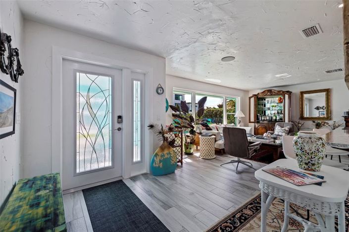 Image No.5-3 Bed Property for sale