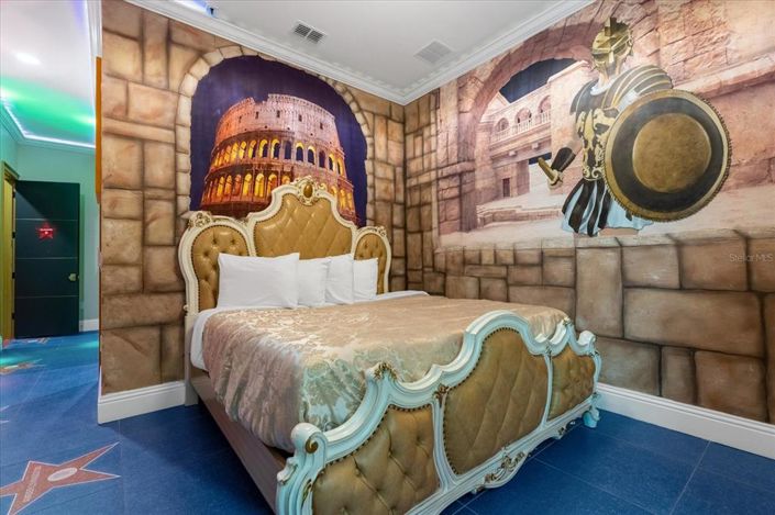 Image No.30-20 Bed Property for sale