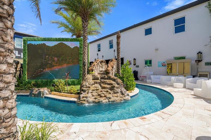 Image No.91-20 Bed Property for sale