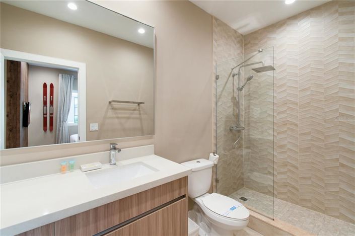 Image No.21-4 Bed Townhouse for sale