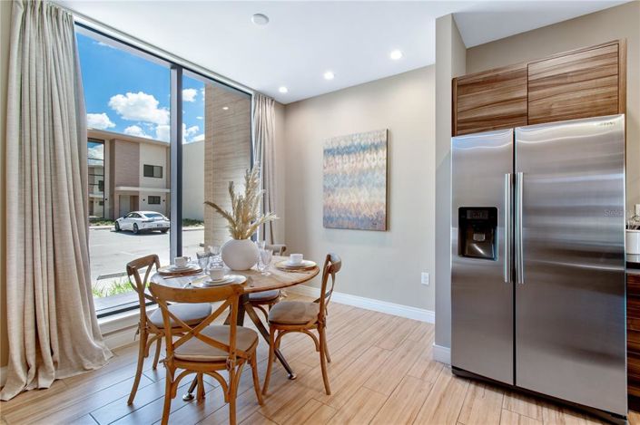 Image No.8-4 Bed Townhouse for sale