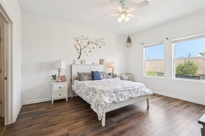 Image No.17-4 Bed Property for sale