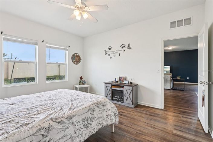 Image No.19-4 Bed Property for sale