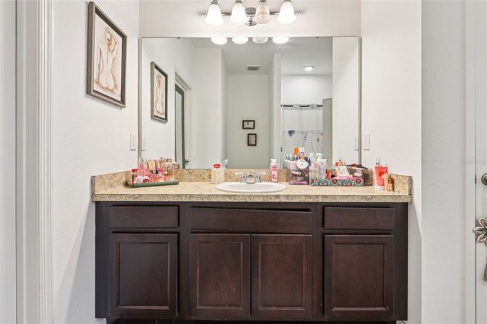 Image No.21-4 Bed Property for sale