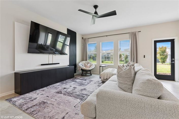 Image No.6-3 Bed Property for sale