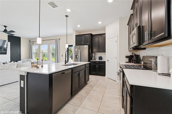 Image No.9-3 Bed Property for sale