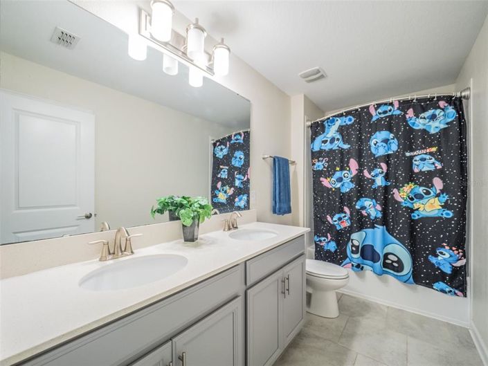 Image No.43-5 Bed Property for sale