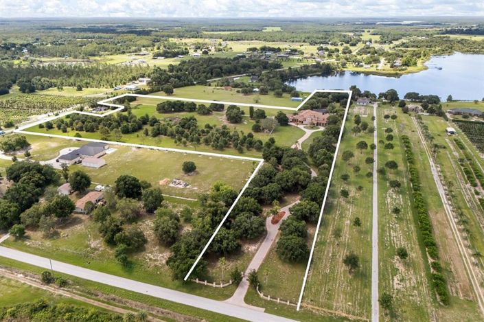 Image No.3-5 Bed Property for sale