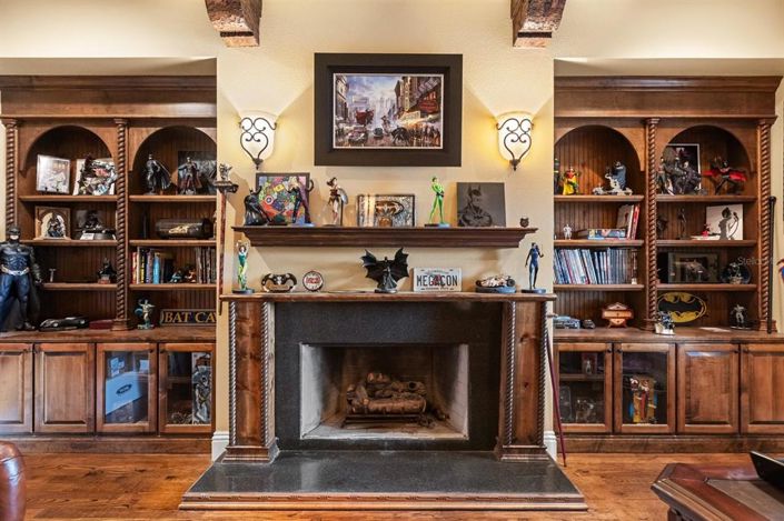 Image No.30-5 Bed Property for sale