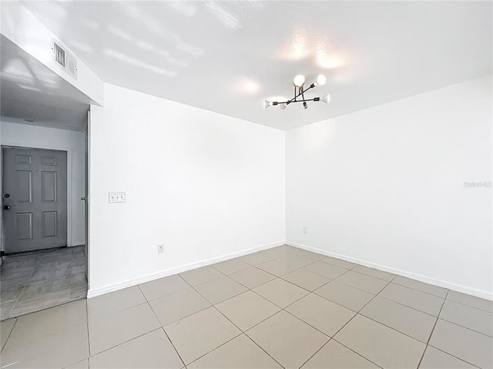 Image No.16-4 Bed Townhouse for sale