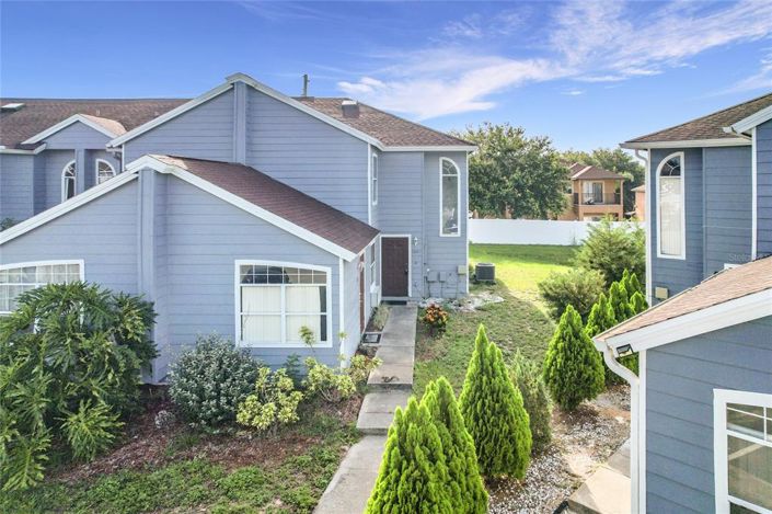 Image No.2-4 Bed Townhouse for sale