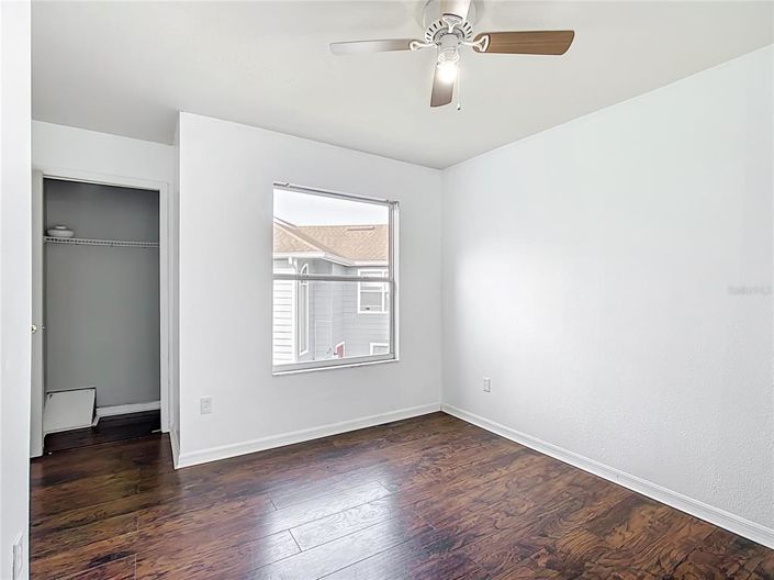 Image No.20-4 Bed Townhouse for sale