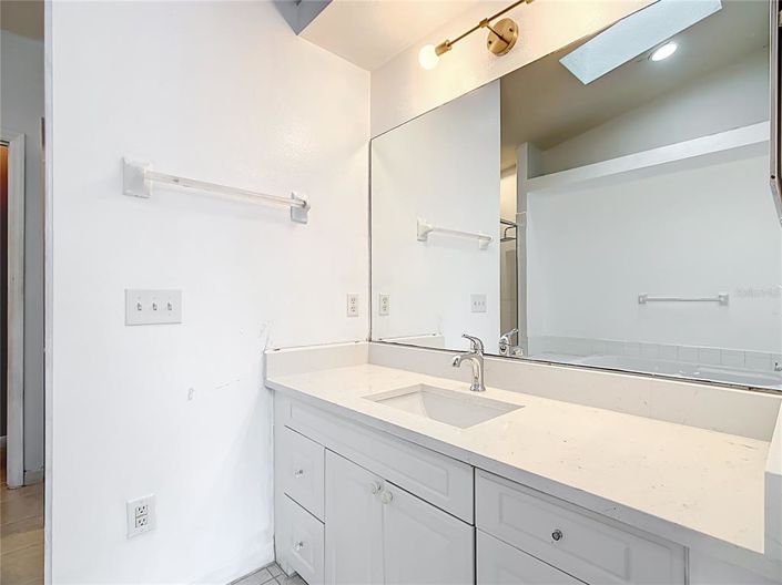 Image No.29-4 Bed Townhouse for sale