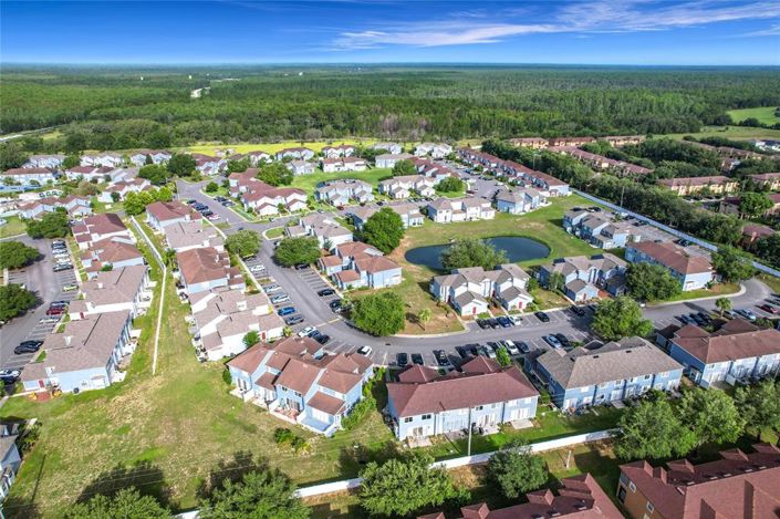 Image No.37-4 Bed Townhouse for sale