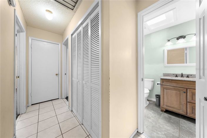 Image No.19-3 Bed Property for sale