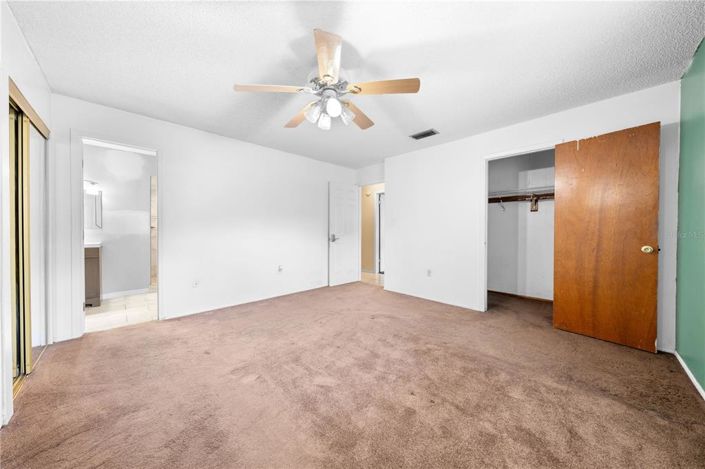 Image No.23-3 Bed Property for sale