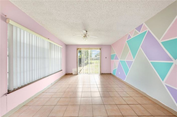 Image No.29-3 Bed Property for sale