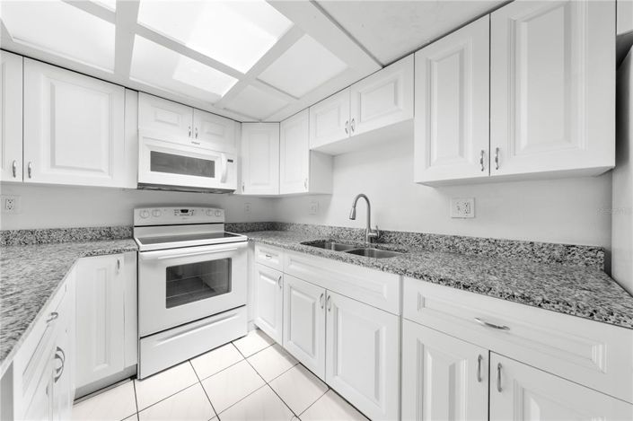 Image No.34-3 Bed Property for sale