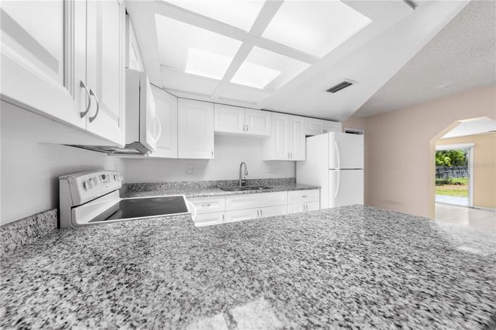 Image No.36-3 Bed Property for sale