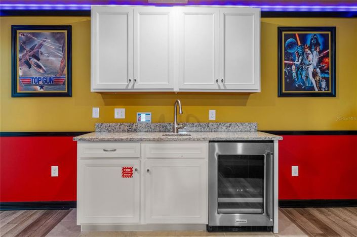 Image No.41-8 Bed Property for sale