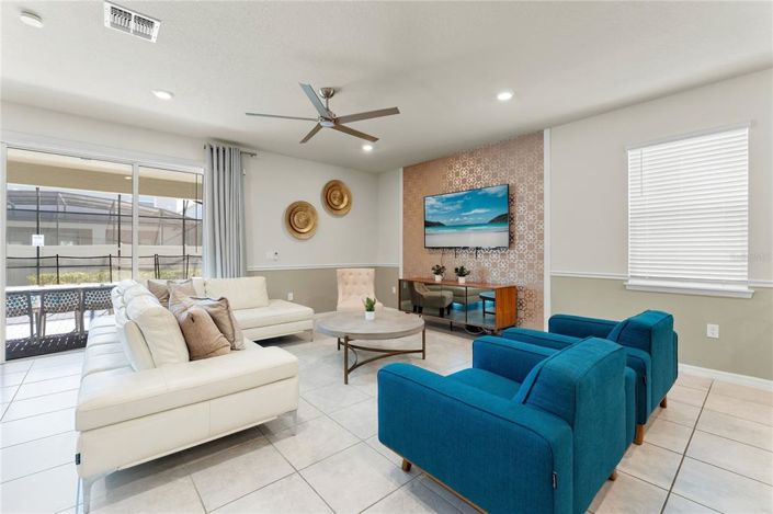 Image No.5-8 Bed Property for sale