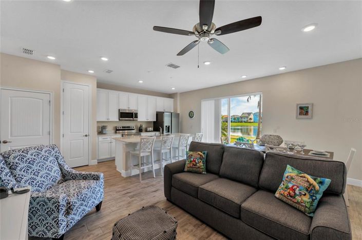 Image No.6-3 Bed Townhouse for sale