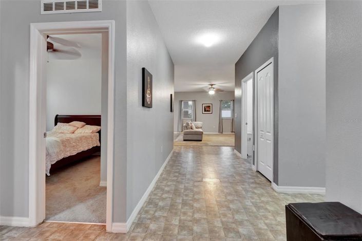 Image No.3-4 Bed Property for sale