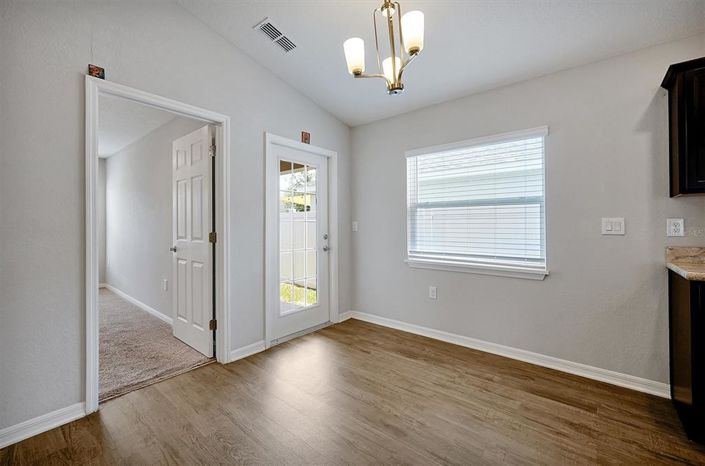 Image No.11-3 Bed Property for sale