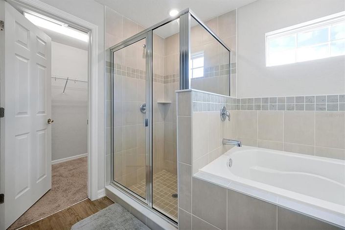 Image No.18-3 Bed Property for sale