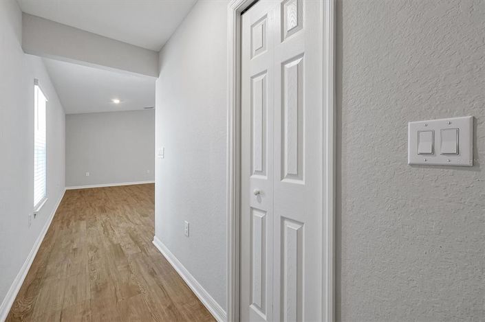 Image No.3-3 Bed Property for sale