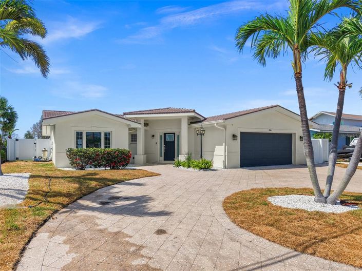 Image No.2-3 Bed Property for sale